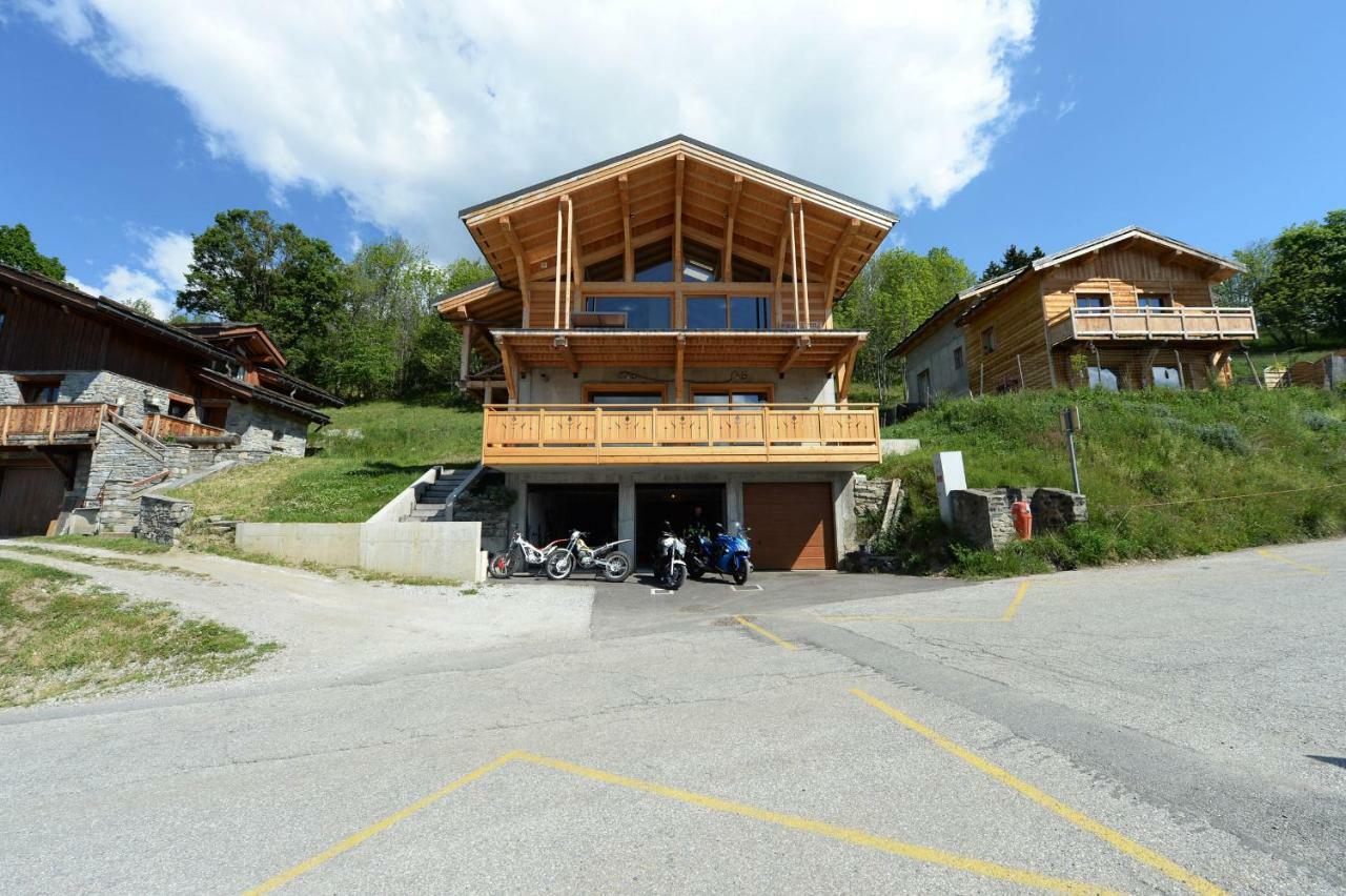 La Case A Kio Bourg-Saint-Maurice Exterior photo